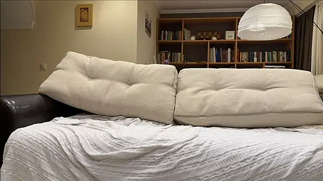 oypo online show from January 2025 06:57:01 PM