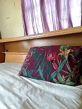 Snapshot of Hornyparratjie chatting on October 2025 10:59:01 AM Hornyparratjie online show from October 2025 10:59:01 AM