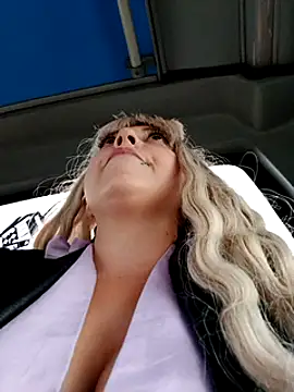 Snapshot of madelaine- chatting on December 2024 09:40:02 PM madelaine- online show from December 2024 09:40:02 PM