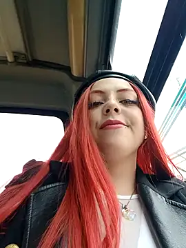 Snapshot of madelaine- chatting on December 2024 07:22:02 PM madelaine- online show from December 2024 07:22:02 PM