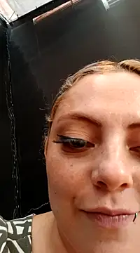 Snapshot of madelaine- chatting on January 2025 10:11:02 PM madelaine- online show from January 2025 10:11:02 PM