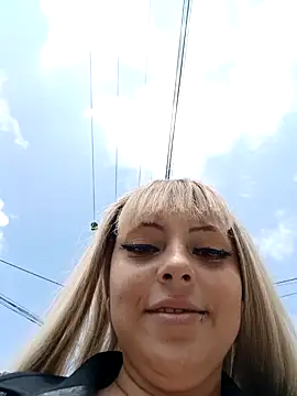 Snapshot of madelaine- chatting on January 2025 06:37:02 PM madelaine- online show from January 2025 06:37:02 PM