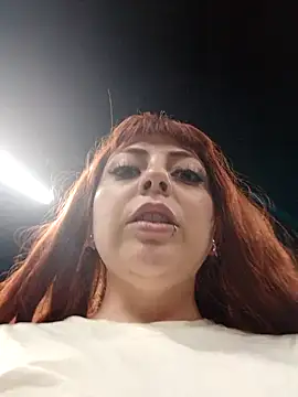 Snapshot of madelaine- chatting on January 2025 01:54:01 AM madelaine- online show from January 2025 01:54:01 AM