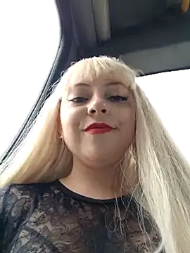 Snapshot of madelaine- chatting on February 2025 08:03:01 PM madelaine- online show from February 2025 08:03:01 PM