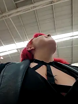 Snapshot of madelaine- chatting on February 2025 07:09:01 PM madelaine- online show from February 2025 07:09:01 PM