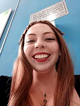 Snapshot of madelaine- chatting on February 2025 07:52:01 PM madelaine- online show from February 2025 07:52:01 PM