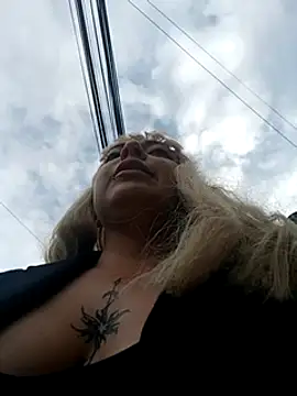 Snapshot of madelaine- chatting on March 2025 10:07:02 PM madelaine- online show from March 2025 10:07:02 PM