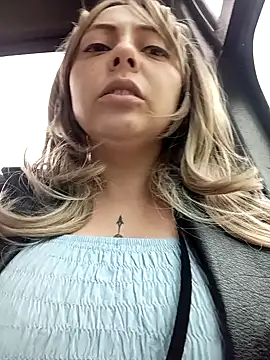 Snapshot of madelaine- chatting on November 2025 08:33:02 PM madelaine- online show from November 2025 08:33:02 PM