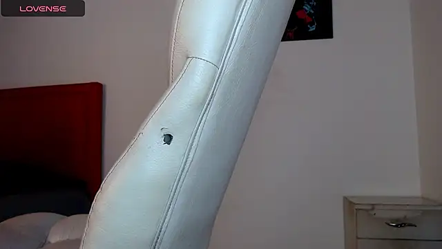 tonibelmont online show from December 2024 09:32:02 PM