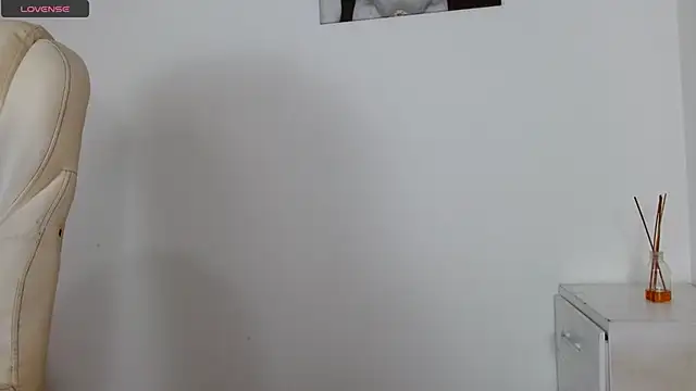 tonibelmont online show from March 2025 09:23:02 PM