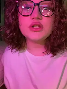 DaisyBooom online show from February 2025 07:04:02 PM