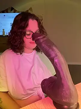 DaisyBooom online show from March 2025 07:04:02 PM