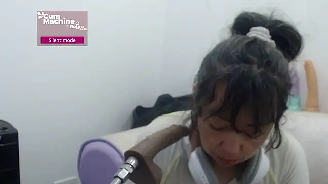 Drool Sucker online show from April 2026 12:39:01 PM