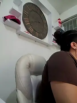 TwerkingAss online show from December 2024 02:48:02 AM