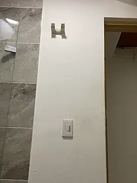 HellenHylls online show from January 2025 07:46:02 AM