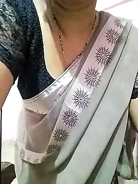 Snapshot of PayalSharmahot143 chatting on February 2025 07:07:01 PM PayalSharmahot143 online show from February 2025 07:07:01 PM