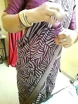 Snapshot of PayalSharmahot143 chatting on September 2025 04:23:02 PM PayalSharmahot143 online show from September 2025 04:23:02 PM