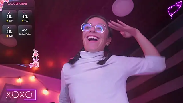 milly kenner online show from January 2025 12:37:01 AM