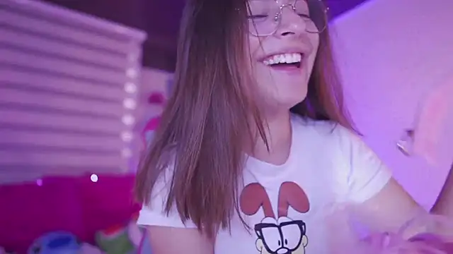 milly kenner online show from September 2025 04:54:01 PM