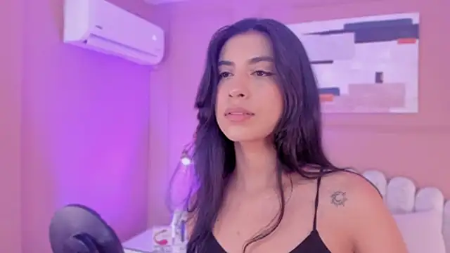 zia cooper online show from July 2026 07:16:02 PM