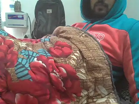 Snapshot of Desiboy_525 chatting on January 2026 09:35:01 AM Desiboy 525 online show from January 2026 09:35:01 AM