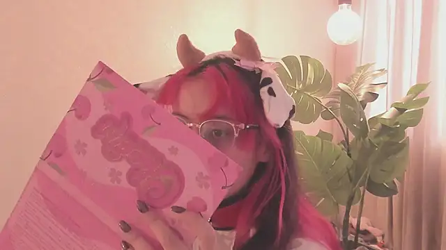 RedMeloddy online show from March 2025 07:15:02 PM