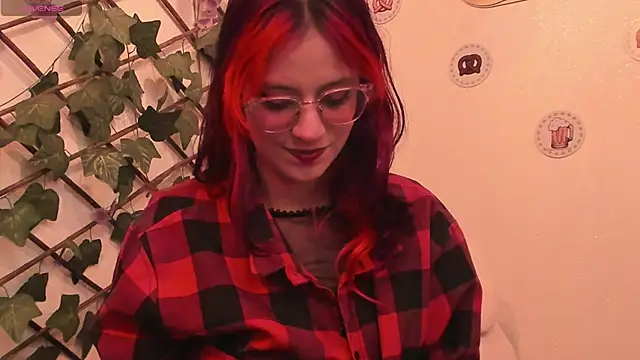 RedMeloddy online show from October 2025 07:43:01 PM