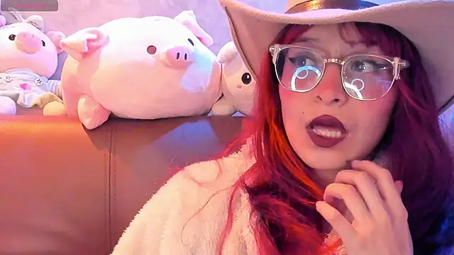 Snapshot of RedMeloddy chatting on February 2026 02:21:02 AM RedMeloddy online show from February 2026 02:21:02 AM