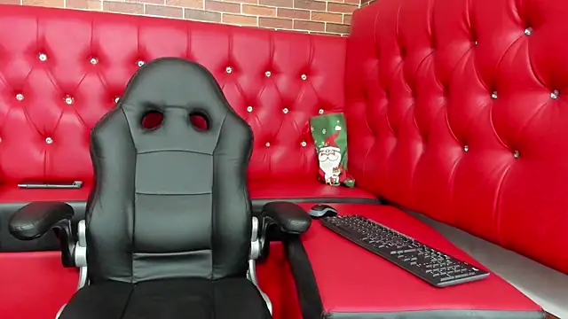 Annyeli online show from December 2024 08:33:02 AM