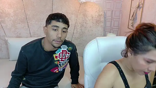 Annyeli online show from October 2025 01:40:02 PM