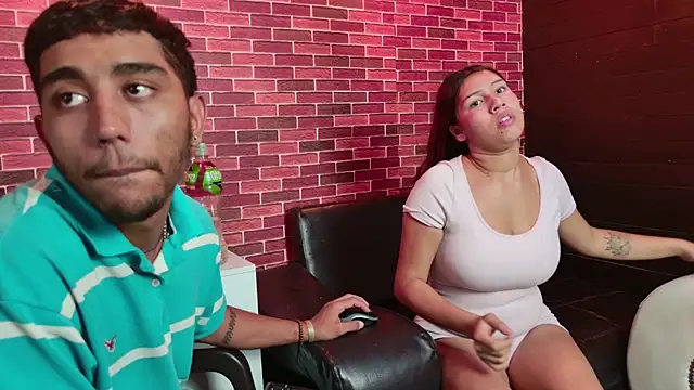 Annyeli online show from December 2025 02:48:01 PM