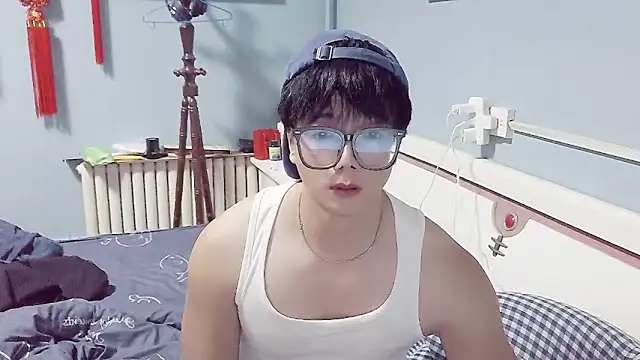 handsome1069 online show from October 2025 02:06:01 PM