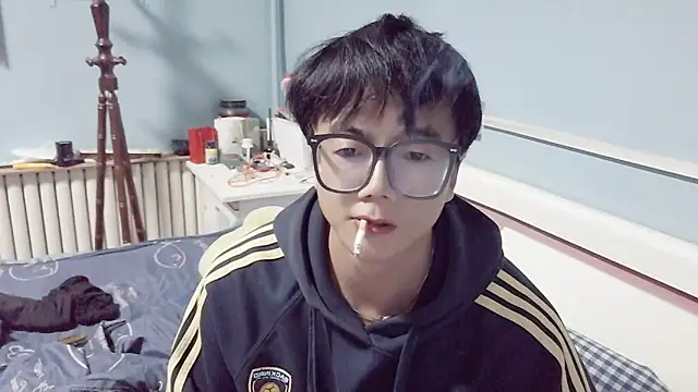 handsome1069 online show from October 2025 02:40:01 PM