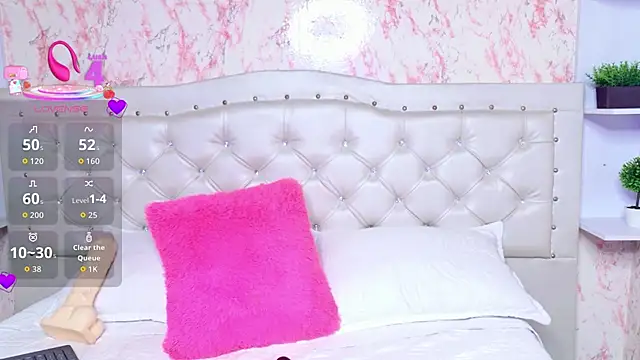 Snapshot of cute_mia23 chatting on June 2026 05:48:01 PM cute mia23 online show from June 2026 05:48:01 PM