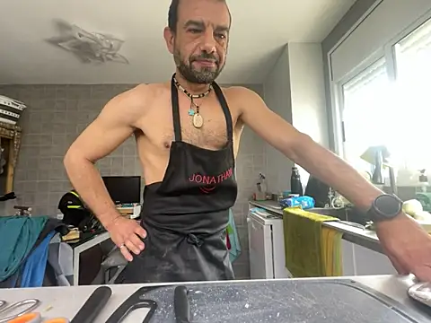 FotografoPollon online show from March 2025 01:41:01 PM