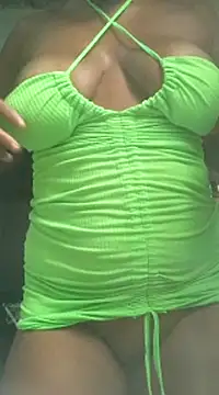 LuahSanthos online show from February 2025 05:58:01 PM