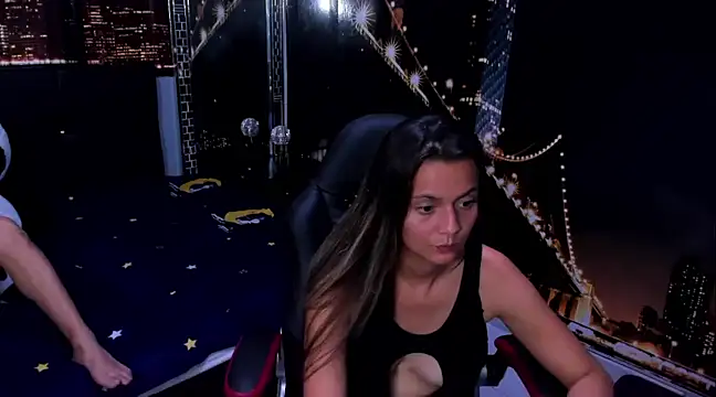 ValentinaAndTerry online show from January 2025 05:47:02 PM