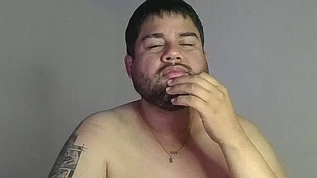 GABRIELGARCIA1313 online show from June 2026 06:31:02 PM