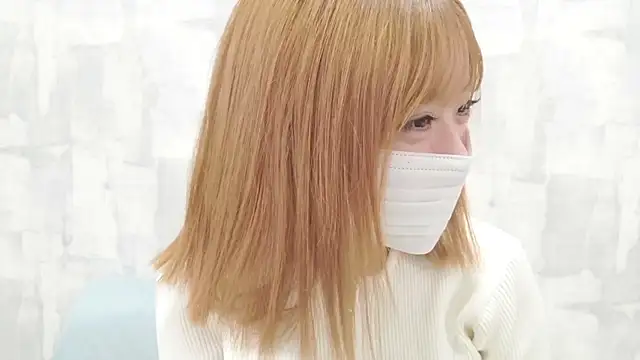 LOVE MOMO LOVE online show from February 2026 11:31:02 AM