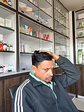 Raj1043 online show from December 2025 05:28:01 AM