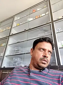 Snapshot of Raj1043 chatting on May 2026 06:21:01 AM Raj1043 online show from May 2026 06:21:01 AM