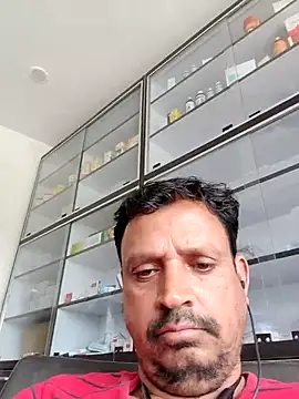 Snapshot of Raj1043 chatting on June 2026 05:39:01 AM Raj1043 online show from June 2026 05:39:01 AM