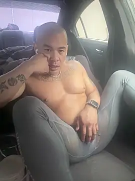 EatMyCake831 online show from December 2025 07:01:02 PM