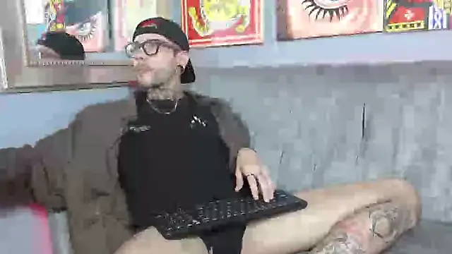 MurdockH online show from September 2025 02:24:02 AM