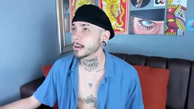 Snapshot of MurdockH chatting on February 2026 09:23:01 PM MurdockH online show from February 2026 09:23:01 PM