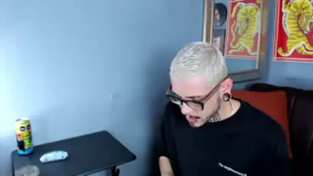 Snapshot of MurdockH chatting on February 2026 10:19:02 PM MurdockH online show from February 2026 10:19:02 PM