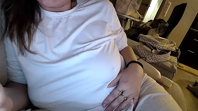 Nina24 online show from March 2025 09:14:02 PM