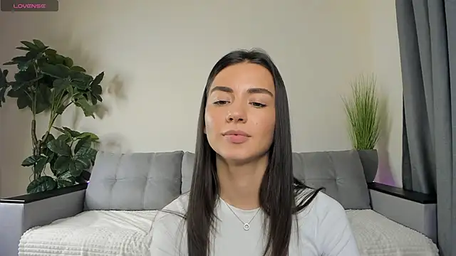 Snapshot of NicoleLuv chatting on December 2024 07:11:02 PM NicoleLuv online show from December 2024 07:11:02 PM