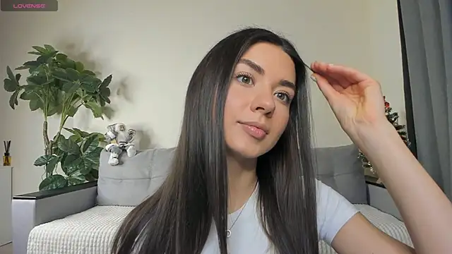 Snapshot of NicoleLuv chatting on January 2025 01:08:02 PM NicoleLuv online show from January 2025 01:08:02 PM