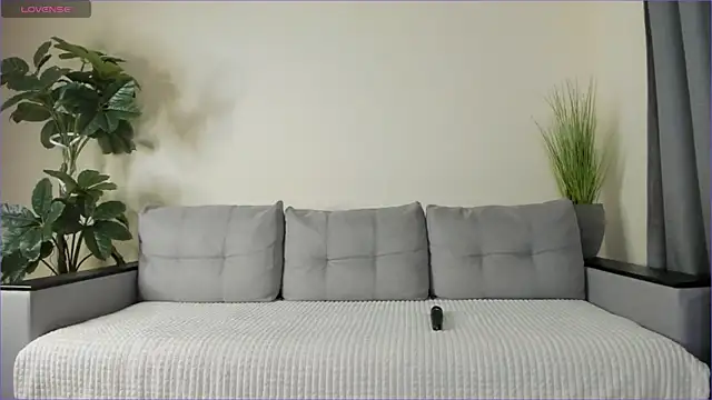 Snapshot of NicoleLuv chatting on January 2025 01:04:01 PM NicoleLuv online show from January 2025 01:04:01 PM